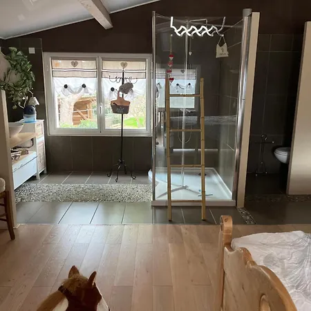 Bed & Breakfast Agreables Au Calme