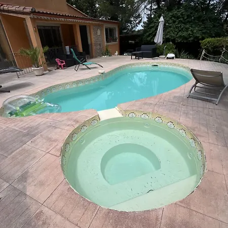 Bed & Breakfast Agreables Au Calme *