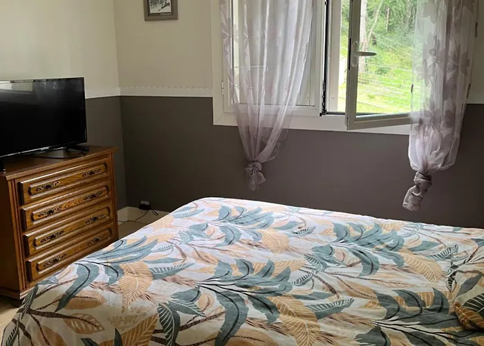 فندق مبيت وإفطار Agreables Au Calme نيم